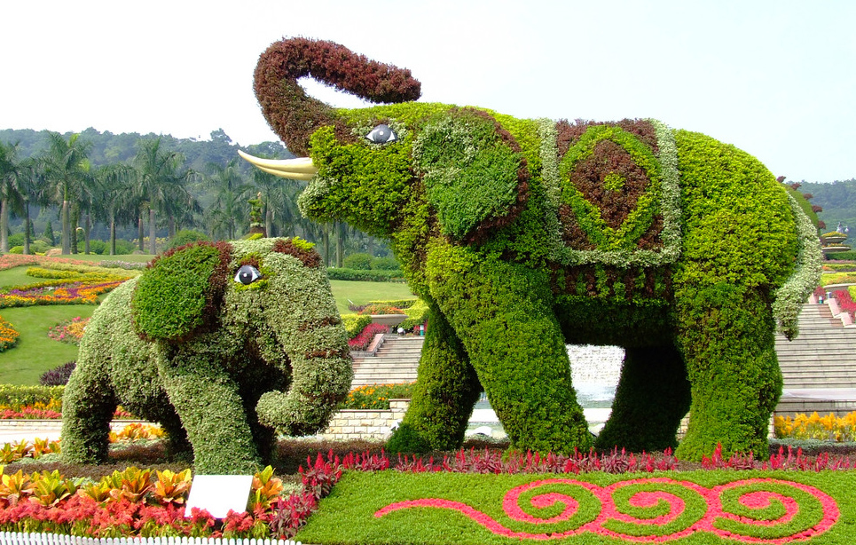 大象绿雕.jpg